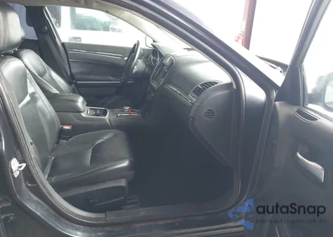 2018 Chrysler 300 Touring L из США, поврежденный, VIN 2C3CCAAG3JH274879